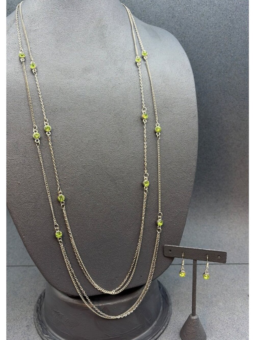 Layered Necklace Earrings Set 36 In Silver Chain Green Rhinestone Dangle Glam